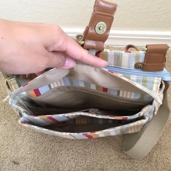 Nice Canvas Crossbody Purse - Picture 3 of 5